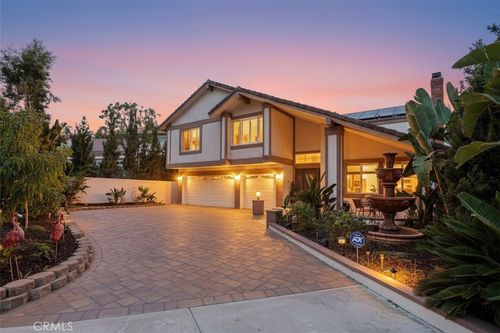6425 E Shady Valley Ln, Anaheim, CA, 92807 | Card Image