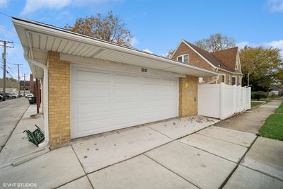 3047 N 77th Avenue, House other with 3 bedrooms, 3 bathrooms and 2 parking in Elmwood Park IL | Image 2