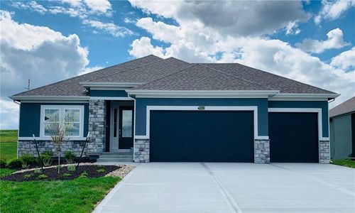 10612 N Bell St, Kansas City, MO, 64155-7720 | Card Image