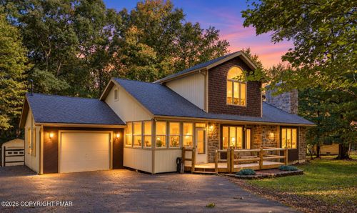 19 White Oak Drive, Jim Thorpe, PA, 18229 | Card Image