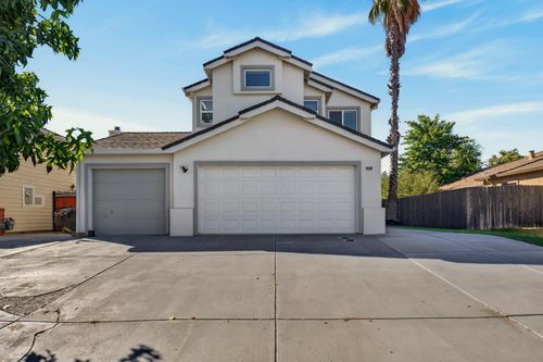 4834 Wind Creek Dr, Sacramento, CA, 95838-1945 | Card Image