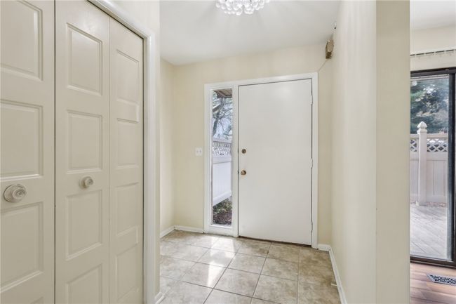 202 - 202 Williamsburg Ln, Condo with 3 bedrooms, 4 bathrooms and 2 parking in Murrysville PA | Image 9