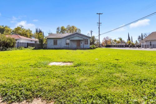 3900 Whitney Avenue, Sacramento, CA, 95821 | Card Image