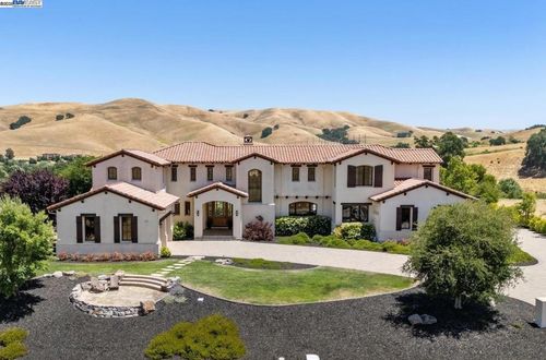 6340 Inspiration Ter, Pleasanton, CA, 94566-3853 | Card Image