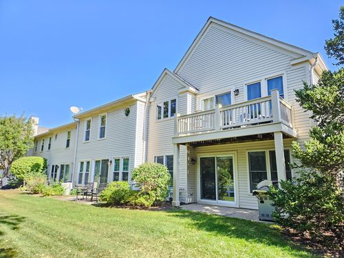 1-170 Inverness Ct, Elk Grove Village, IL, 60007-7077 | Card Image