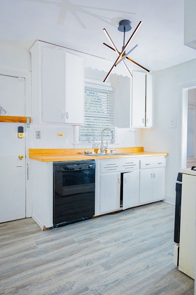 813 S 3 Rd Ave, House other with 3 bedrooms, 1 bathrooms and null parking in Maywood IL | Image 10