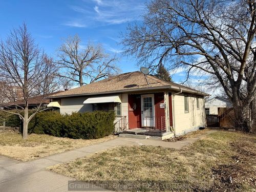 1109 W 4th St, Mccook, NE, 69001-2542 | Card Image