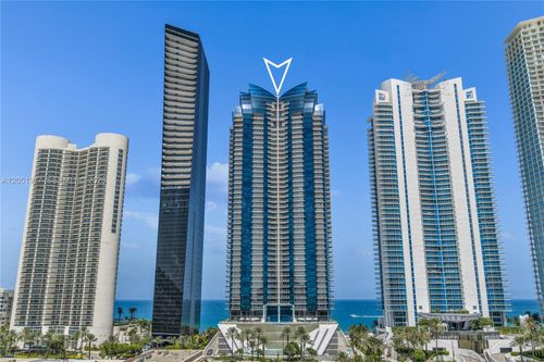 4205-17121 Collins Ave, Sunny Isles Beach, FL, 33160-3897 | Card Image