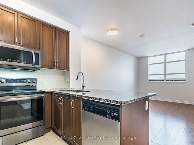 1503 - 9245 Jane St, Condo with 2 bedrooms, 2 bathrooms and 1 parking in Vaughan ON | Image 17