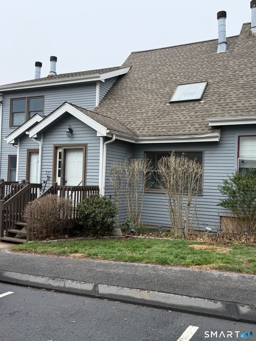 711-711 Lake Vista Dr, East Hampton, CT, 06424-1667 | Card Image