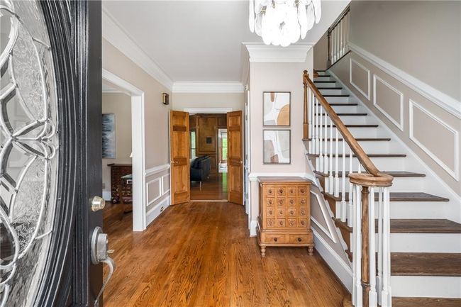 6040 Neely Farm Dr, House other with 5 bedrooms, 5 bathrooms and null parking in Peachtree Corners GA | Image 6