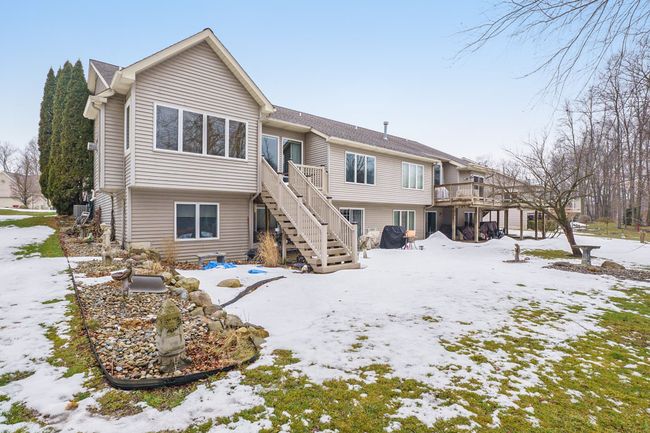 2040 Crystal Wood Trl, Condo with 3 bedrooms, 3 bathrooms and null parking in Flushing MI | Image 26