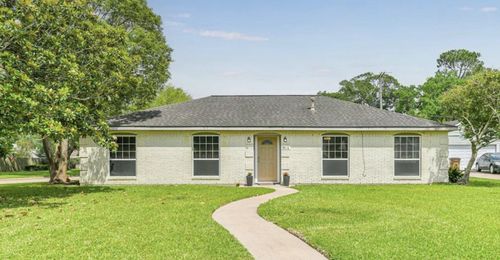 5018 Ash Ct, Dickinson, TX, 77539-7503 | Card Image