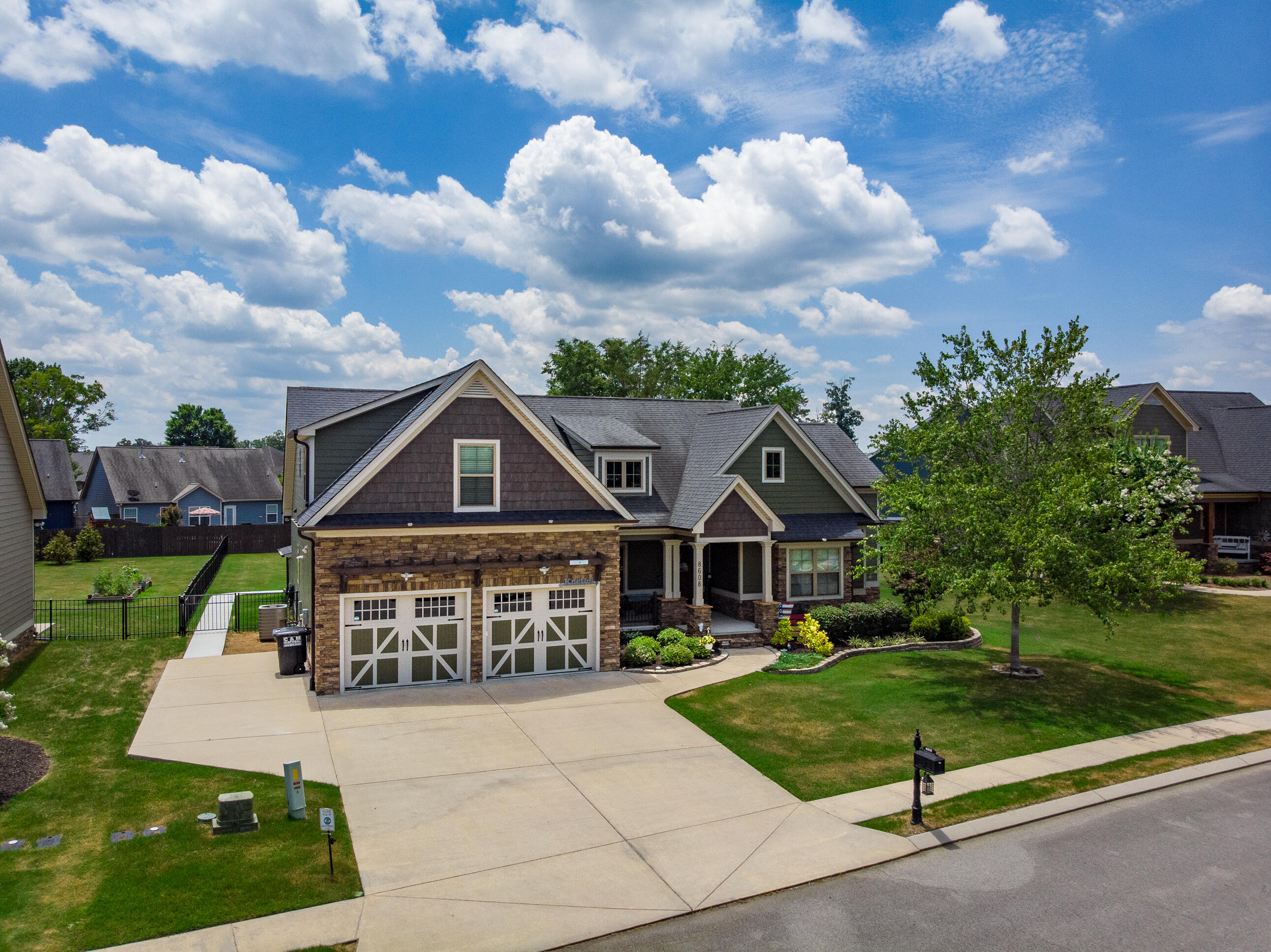 Skybrook Dr, Ooltewah, TN 37363