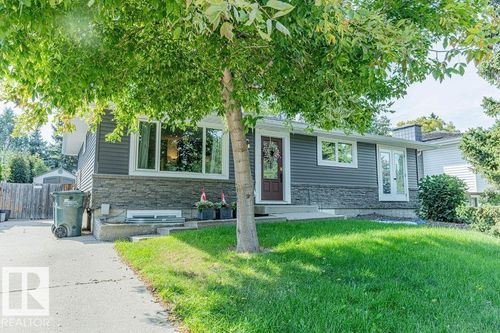 18 Glamorgan Dr, Sherwood Park, AB, T8A2Y4 | Card Image