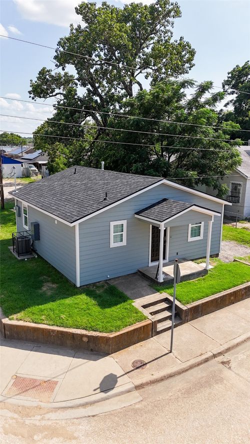 3113 Navaro St, Dallas, TX, 75212-3852 | Card Image