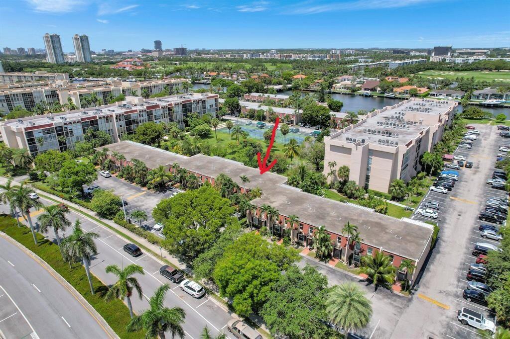 Residential Lease in Hallandale Beach 3