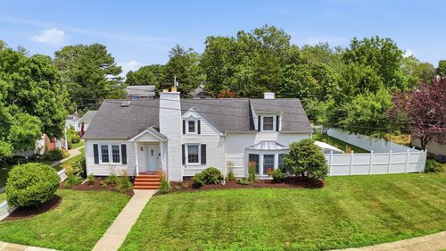 727 N Governors Ave, DOVER, DE, 19904-7237 | Card Image