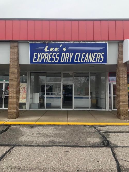 15102 E 13 Mile Rd, Warren, MI, 48088-3395 | Card Image