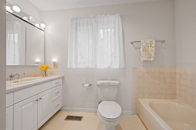 Has stall shower. Serves a Bathroom for main level. | Image 25