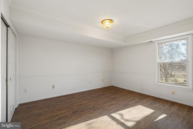 1537 Cedar Ave, Townhouse with 4 bedrooms, 5 bathrooms and null parking in MCLEAN VA | Image 24