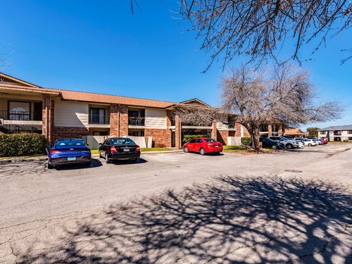 apt-103-1705 Crossing Pl, Austin, TX, 78741-3229 | Card Image