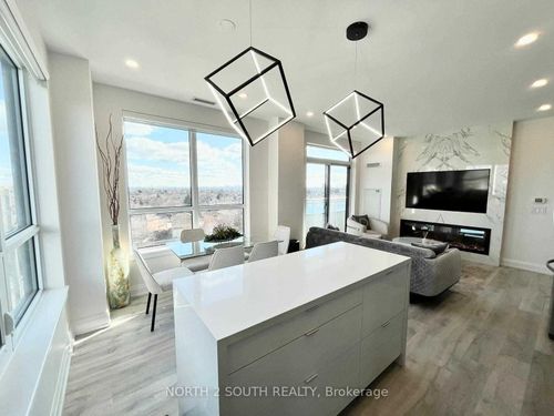 530-7900 Bathurst St, Vaughan, ON, L4J0J9 | Card Image