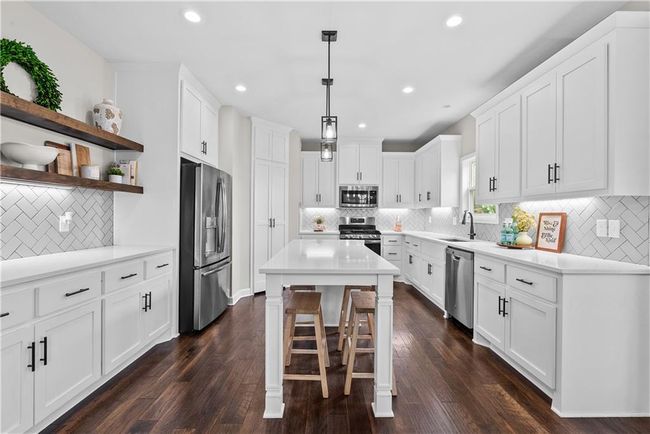 19714 W 197 Th Ct, House other with 4 bedrooms, 3 bathrooms and null parking in Spring Hill KS | Image 10