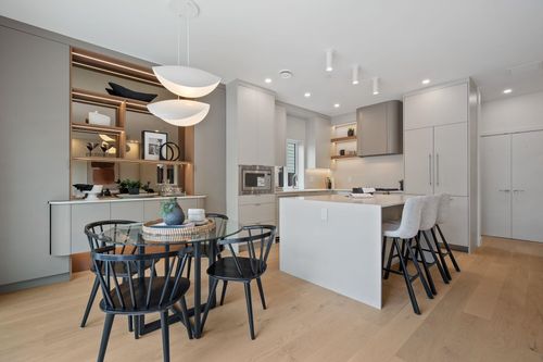 2-2211 William St, Vancouver, BC, V5L2S5 | Card Image