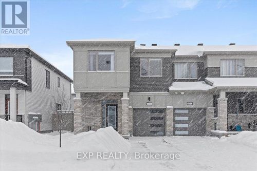 307-686 Quilter Row, Richmond, ON, K0A2Z0 | Card Image