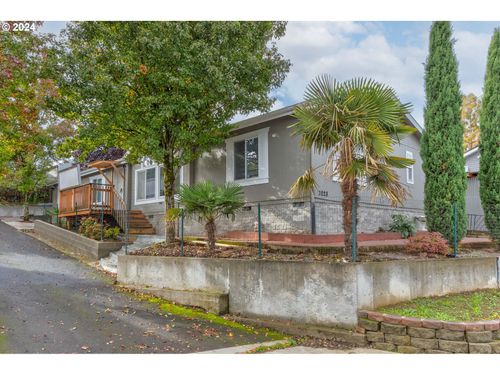 3228 Ne Lombard St, Portland, OR, 97211 | Card Image