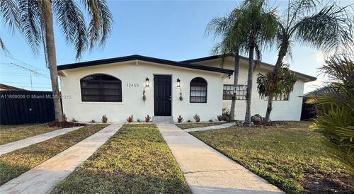 12455 Sw 187th Ter, Miami, FL, 33177-3135 | Card Image