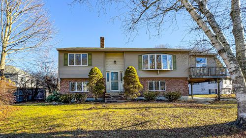 10 Arlington Avenue, Westbrook, ME, 04092 | Card Image