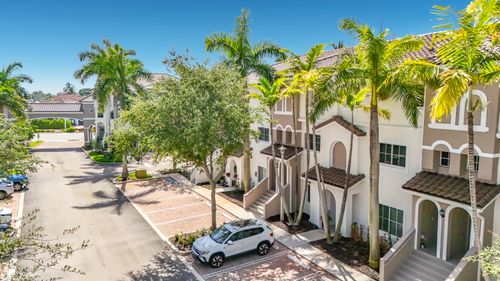312 Bayfront Dr, Boynton Beach, FL, 33435-8639 | Card Image