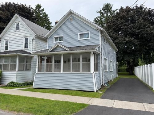 60 Union St, Auburn, NY, 13021-1740 | Card Image
