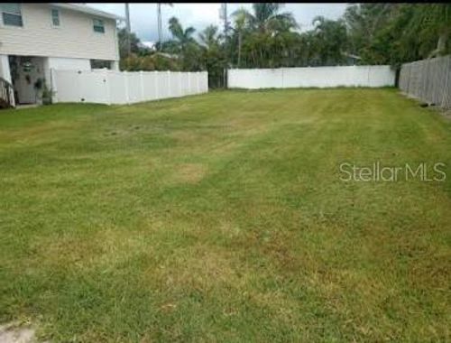 2813 Gulf Dr, HOLMES BEACH, FL, 34217-2145 | Card Image