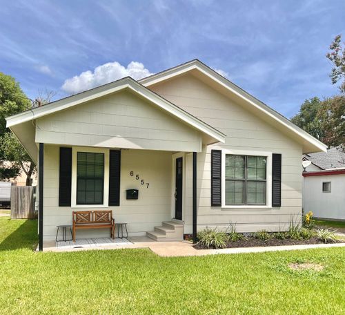 6557 Jefferson Blvd, Groves, TX, 77619-5432 | Card Image