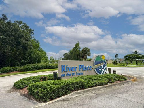 650 Ne Waters Edge Ln, Port St. Lucie, FL, 34983-3533 | Card Image