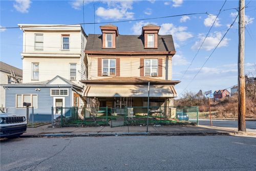 21 Moody St, Braddock, PA, 15104-1629 | Card Image