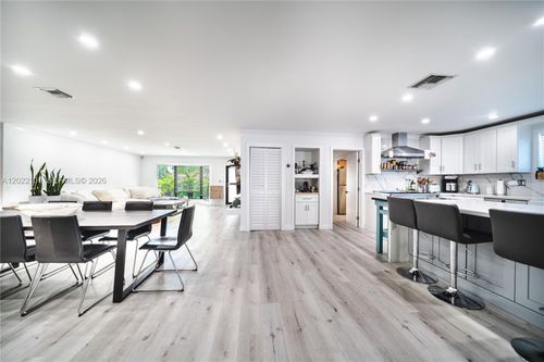 1301 Funston St, Hollywood, FL, 33019-2219 | Card Image