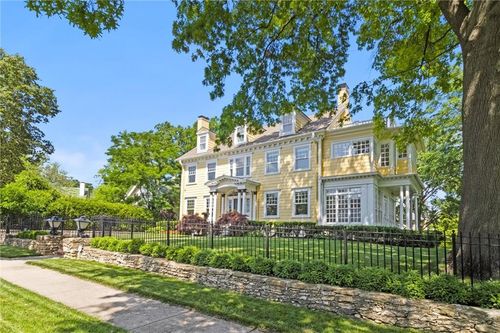 4525 Kenwood Ave, Kansas City, MO, 64110-1536 | Card Image