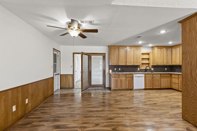 1004 Palamino Dr, House other with 4 bedrooms, 3 bathrooms and null parking in Leonard TX | Image 11
