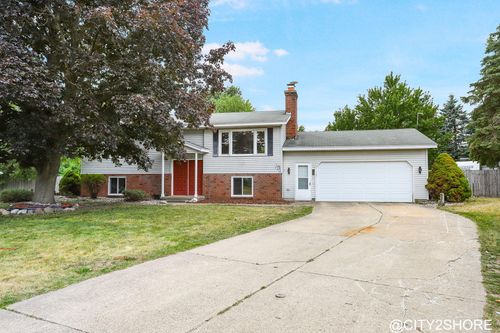 7183 Cromwell Dr, Jenison, MI, 49428-8766 | Card Image