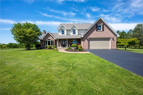 2804 Harvest Ln, North Huntingdon, PA, 15642-6311 | Card Image