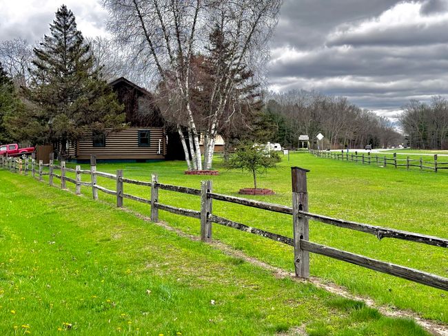 6750 E Us Highway 10, House other with 4 bedrooms, 4 bathrooms and null parking in Walhalla MI | Image 9