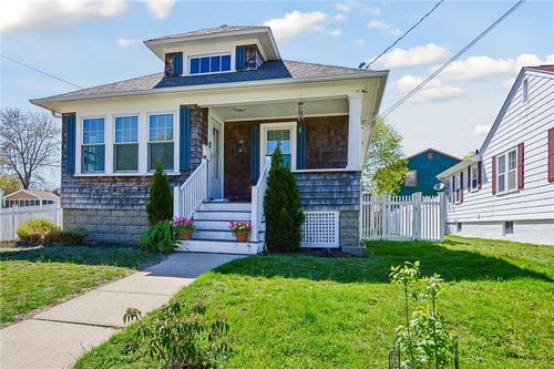 117 S Atlantic Ave, Warwick, RI, 02888-1662 | Card Image