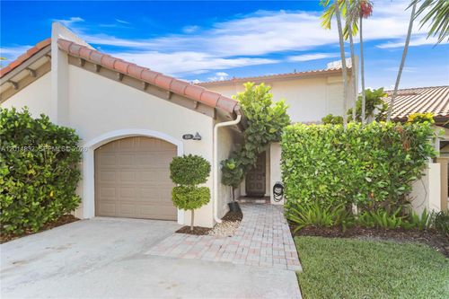 8555 Sw 114th Ct, Miami, FL, 33173-4243 | Card Image