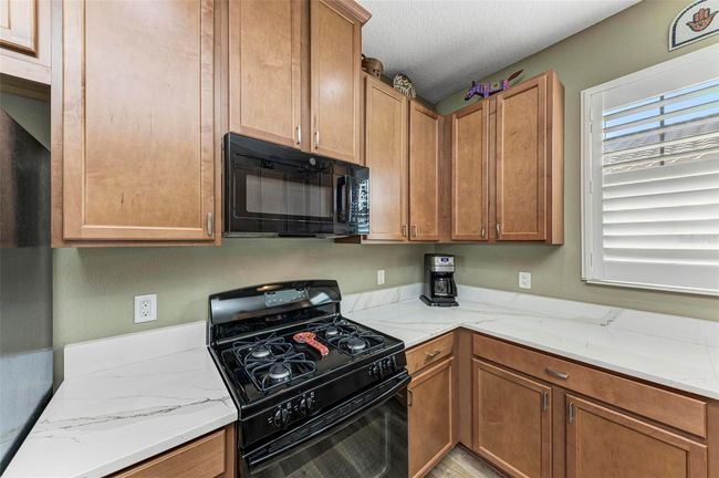5016 Savona Run, House other with 2 bedrooms, 2 bathrooms and null parking in BRADENTON FL | Image 13