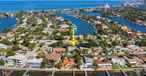 2460 E Vina Del Mar Blvd, ST PETE BEACH, FL, 33706-2834 | Card Image