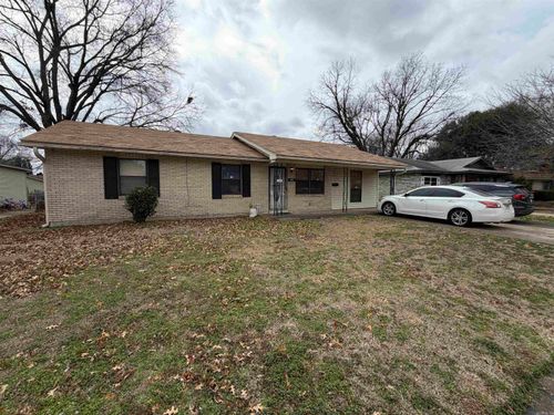 2810 Claremont Ave, Pine Bluff, AR, 71601-5529 | Card Image